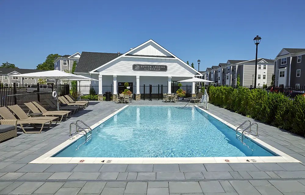 Sutton Landing at Uniondale 55+ Apartments in Uniondale, NY