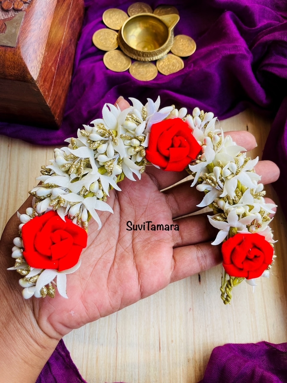 White Mullai Poo Red Rose Artificial Hair Veni Suvitamara