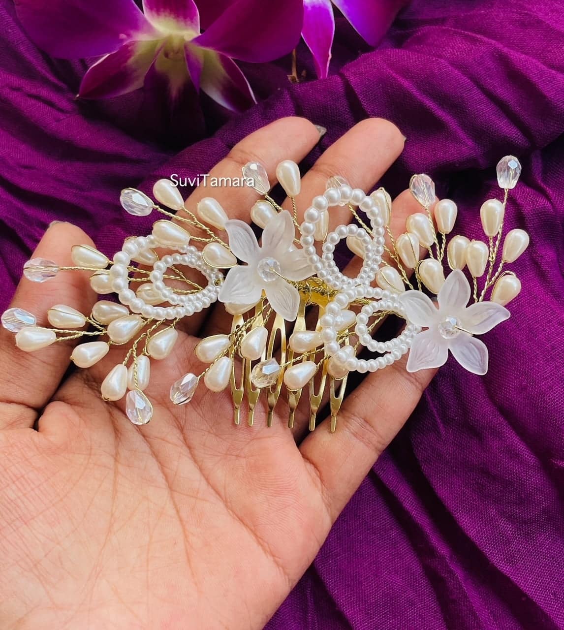 Oval Pearl Crystal Tiara Suvitamara