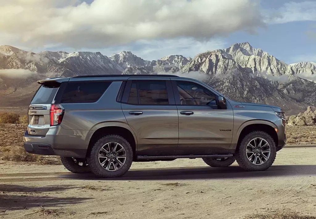 13 Best Cars to Drive in Colorado in 2025