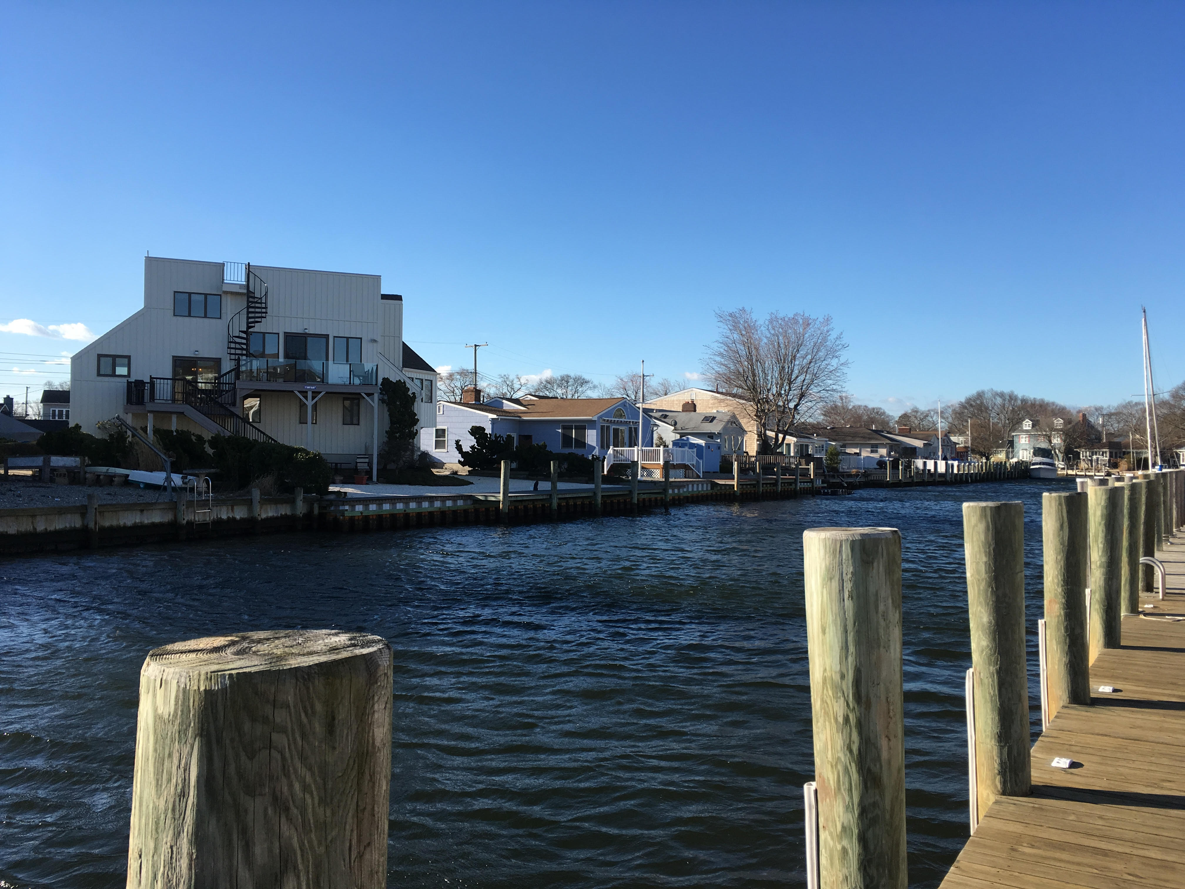 SOLD 69 Brower Drive, Sandy Point (Brick) Suzie & Ed, Diane Turton