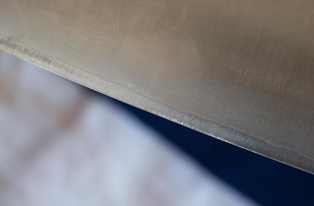 How to Sharpen Japanese Kitchen Knives Japanese Hand Tools Suzukiya