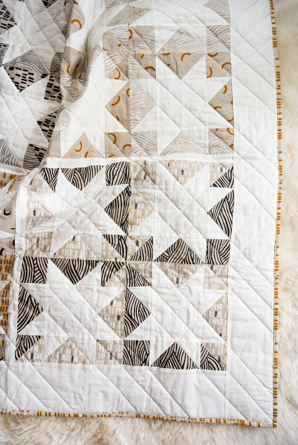 Make a Neutral Quilt with the Stars Hollow Pattern Suzy Quilts
