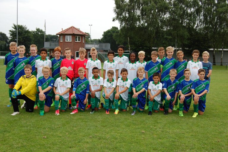 SG Höltinghausen/Emstek SV Werder Bremen U12 SV Höltinghausen e.V.