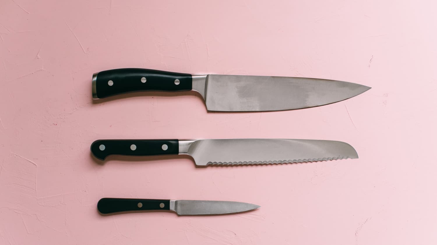 What are the Most Popular Types of Kitchen Knives?