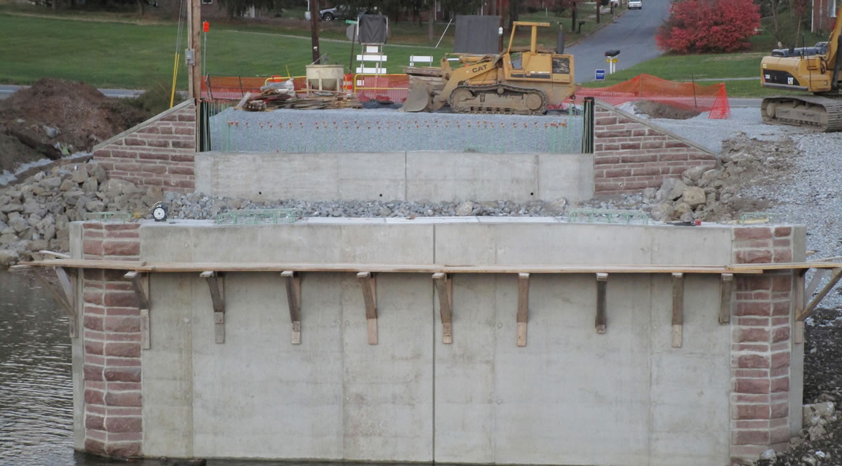 T690 (Duke St.) Dauphin County (Hummelstown, PA) Susquehanna Valley