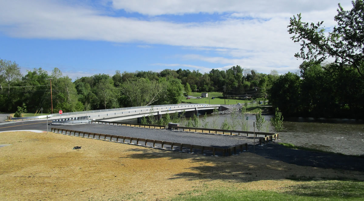 T690 (Duke St.) Dauphin County (Hummelstown, PA) Susquehanna Valley