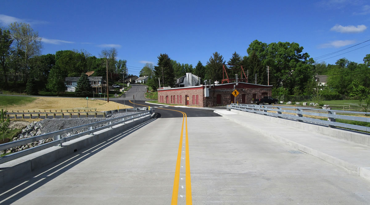 T690 (Duke St.) Dauphin County (Hummelstown, PA) Susquehanna Valley