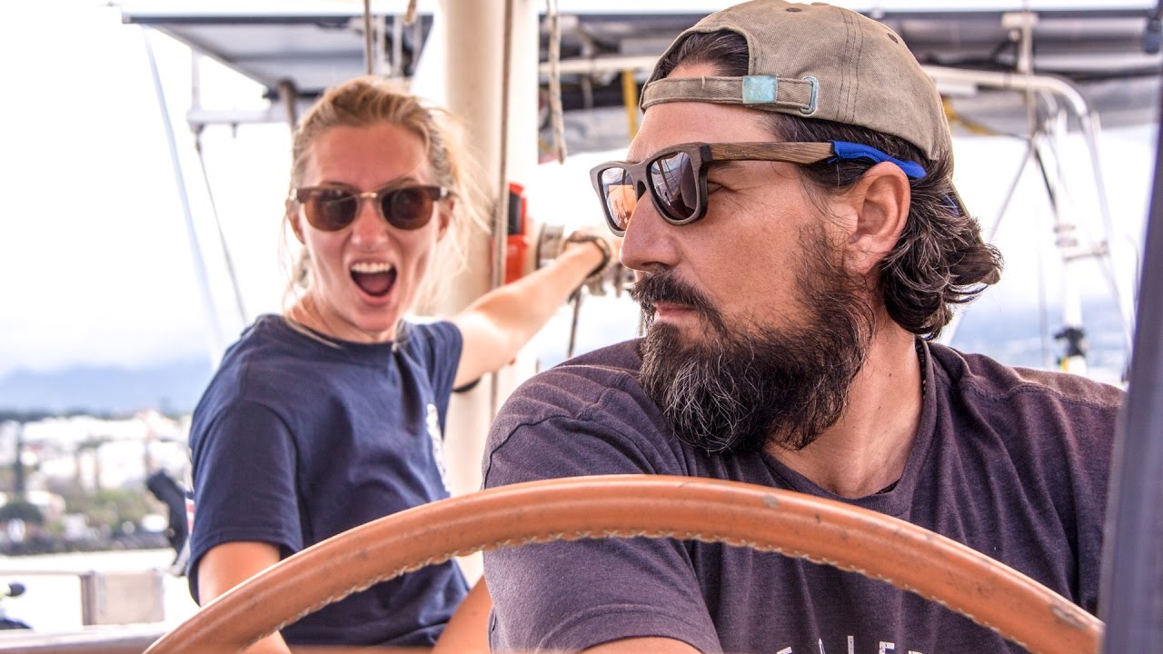 Sailing 150NM overnight to Mauritius! Sailing Vessel Delos Ep. 112