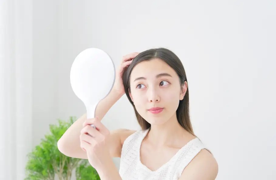 Hair Care 101 How to Tell if Your Scalp Is Unhealthy Marie France