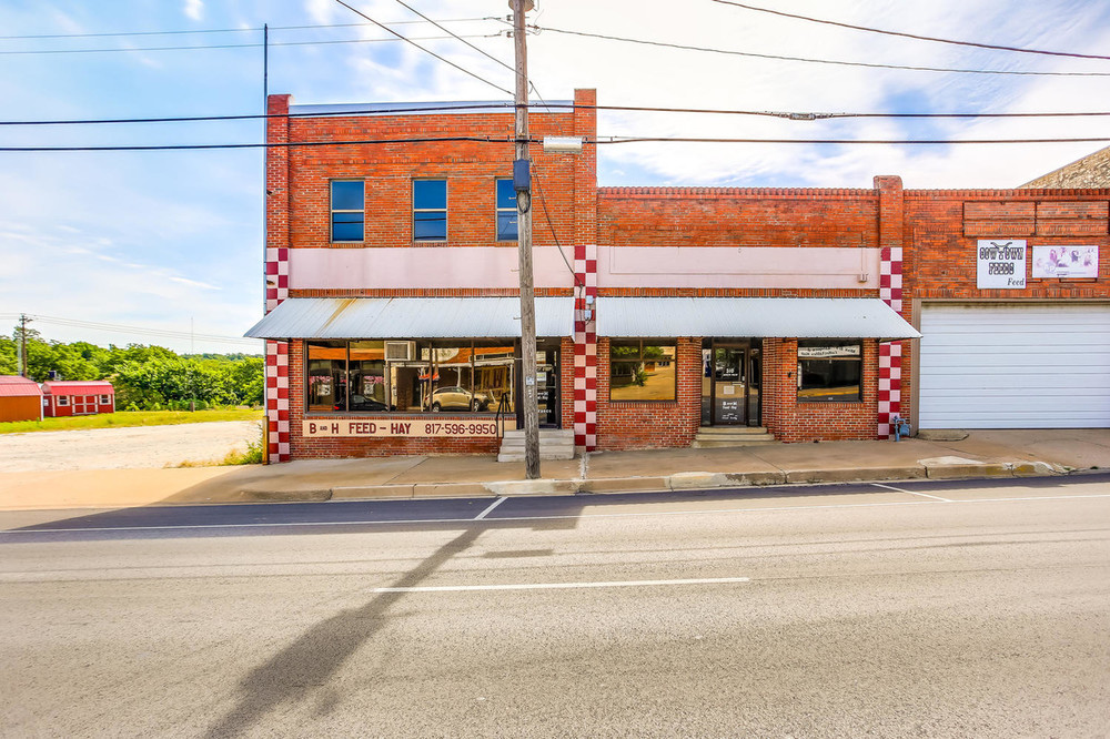 10,188 SF Historic Building SVN Trinity Advisors Commercial Real