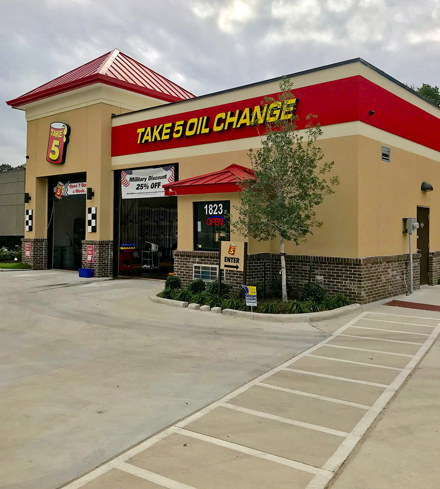 Unhappy with Neighbor, Happy Fatz Shuts Down Its White Oak