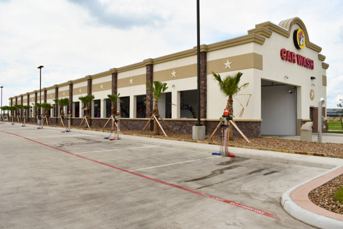 The Longest Car Wash in the World, Just Off the Katy Freeway Swamplot