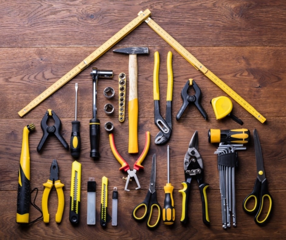 The Best Upholstery Tool Kit to Buy in 2022