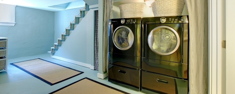 5 Best Basement Odor Eliminators in 2022 - swankyden.com