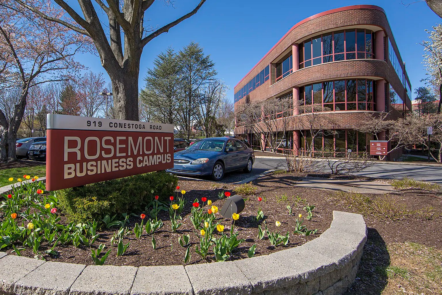 For Rent Rosemont Business Campus S. W. Bajus, Ltd.