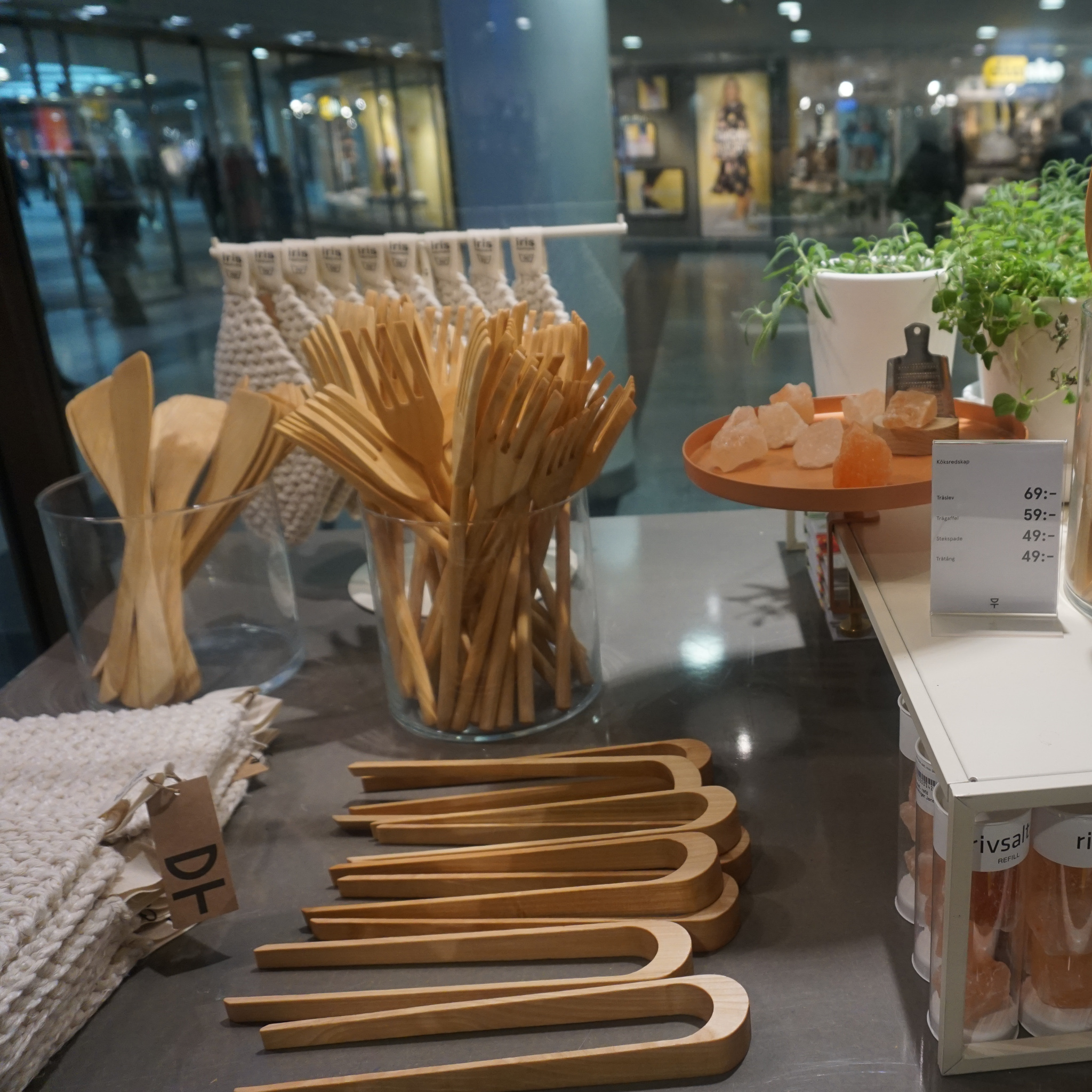 Top 15 Stockholm shops for unique and genuine souvenirs in 2020