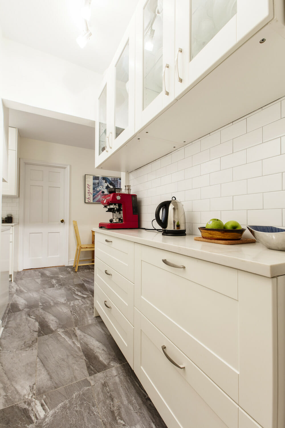 A Kitchen in Queens Maxes Out Its Footprint