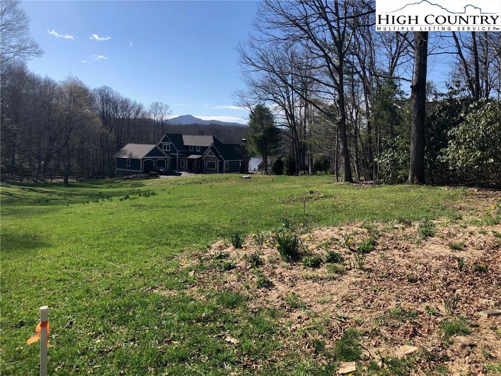 CustomBuild Homesites Blowing Rock, North Carolina Real Estate SweetGrass