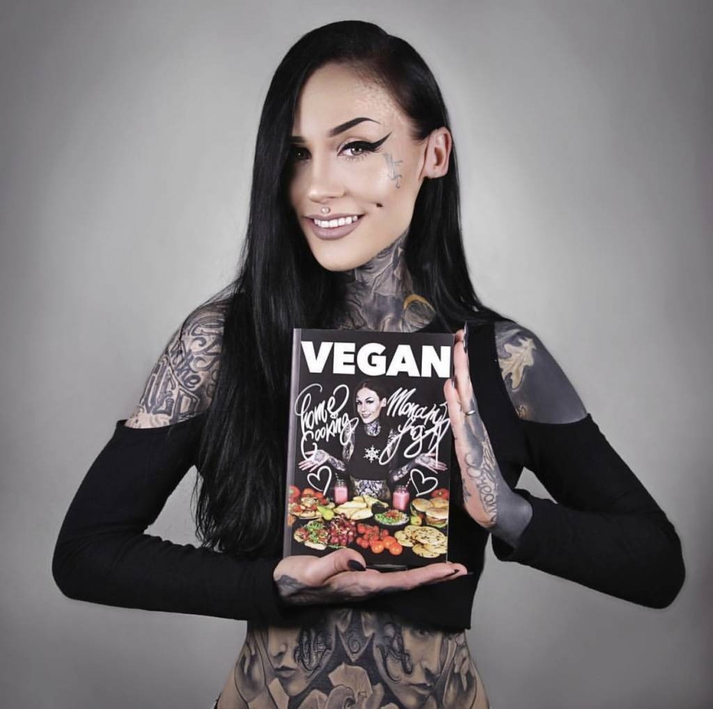 “Tattooed from head to toe” This is how the world’s most tattooed