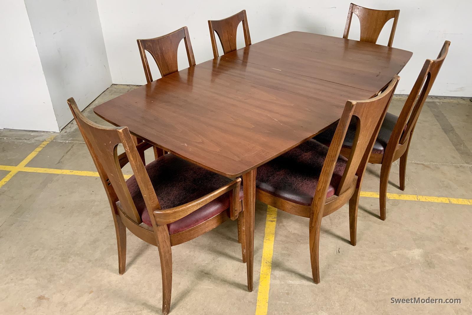 Broyhill Dining Chairs with Boatshaped Table in Walnut Midcentury