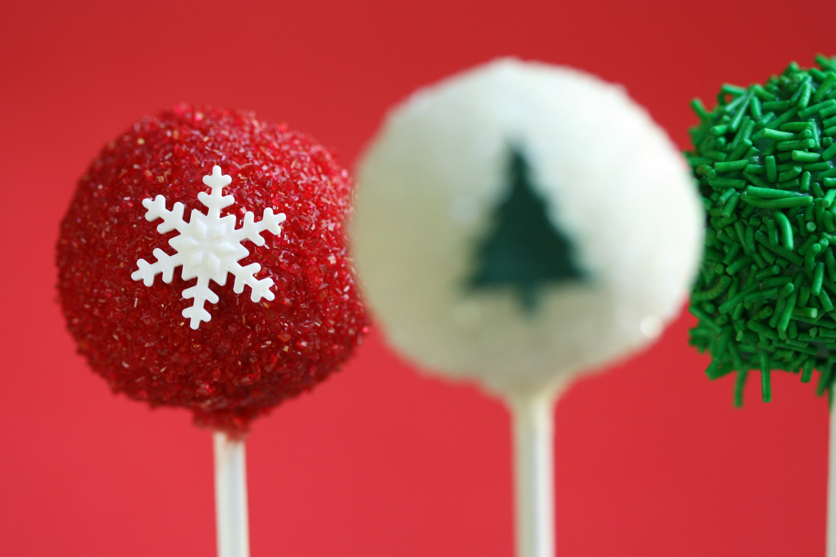 Snowflake Cake Pop by Sweetopia Sweetopia