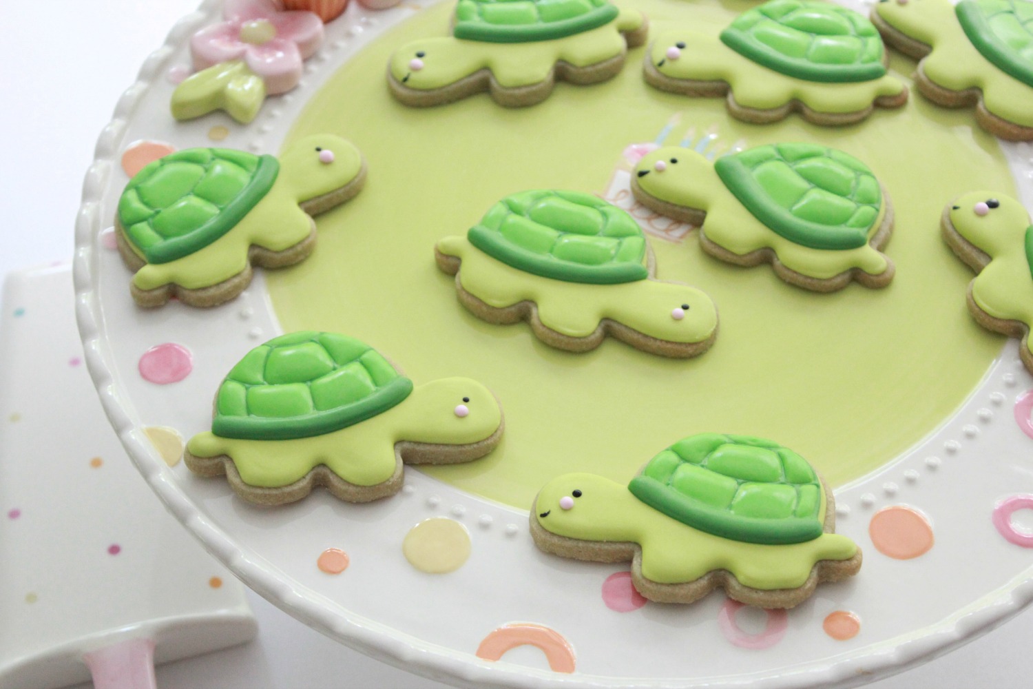 {Video} How to Make Turtle Cookies Sweetopia