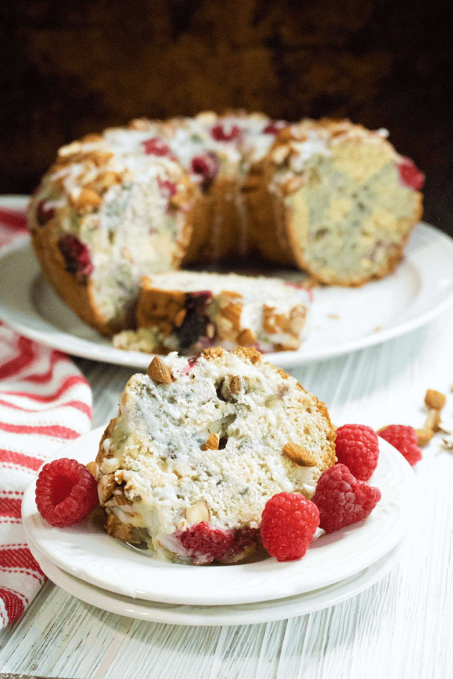 Raspberry Coffee Cake with Almonds LaptrinhX / News