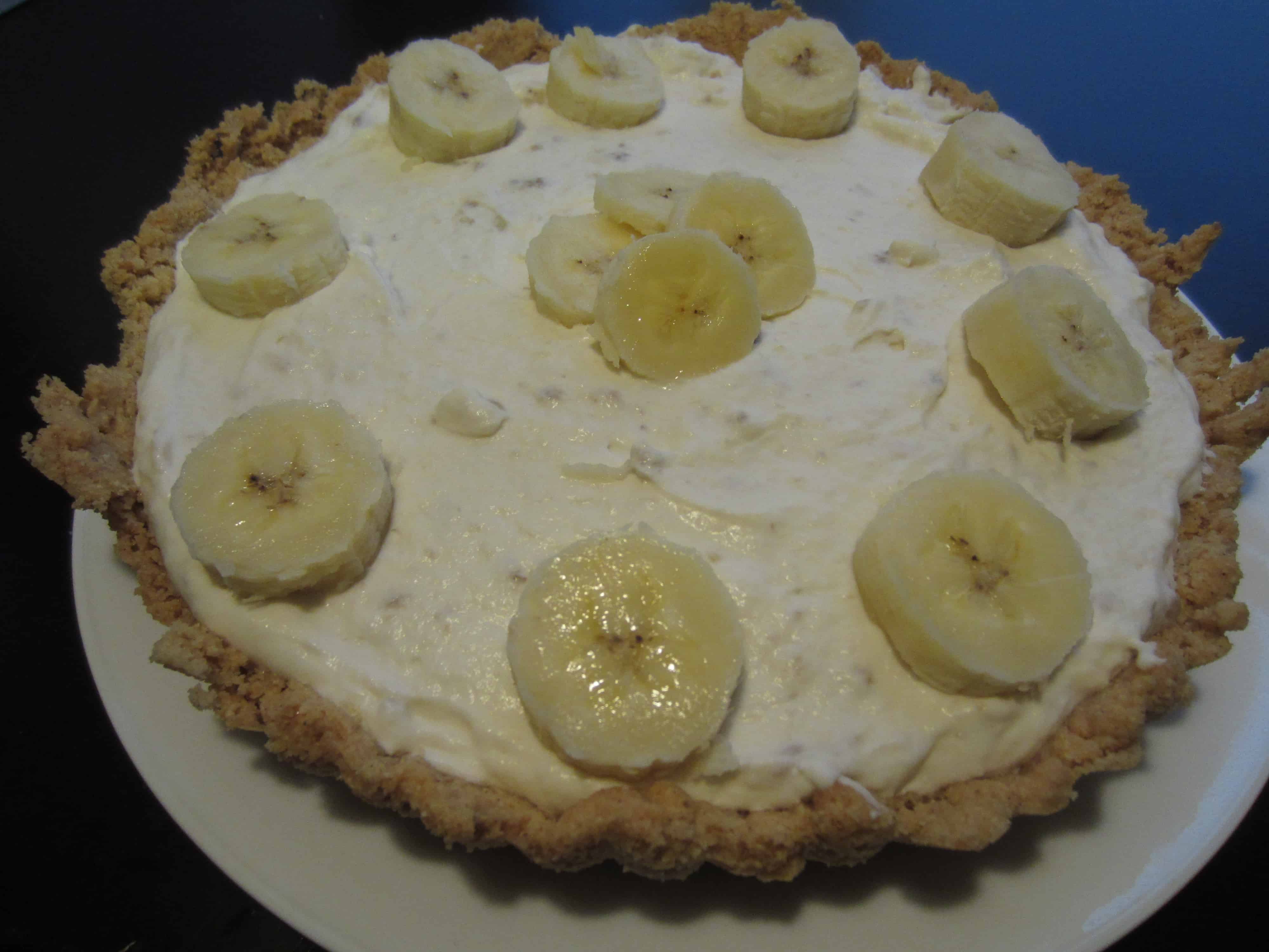 Gluten Free Banana Cream PieSuper easy to make Sweetphi