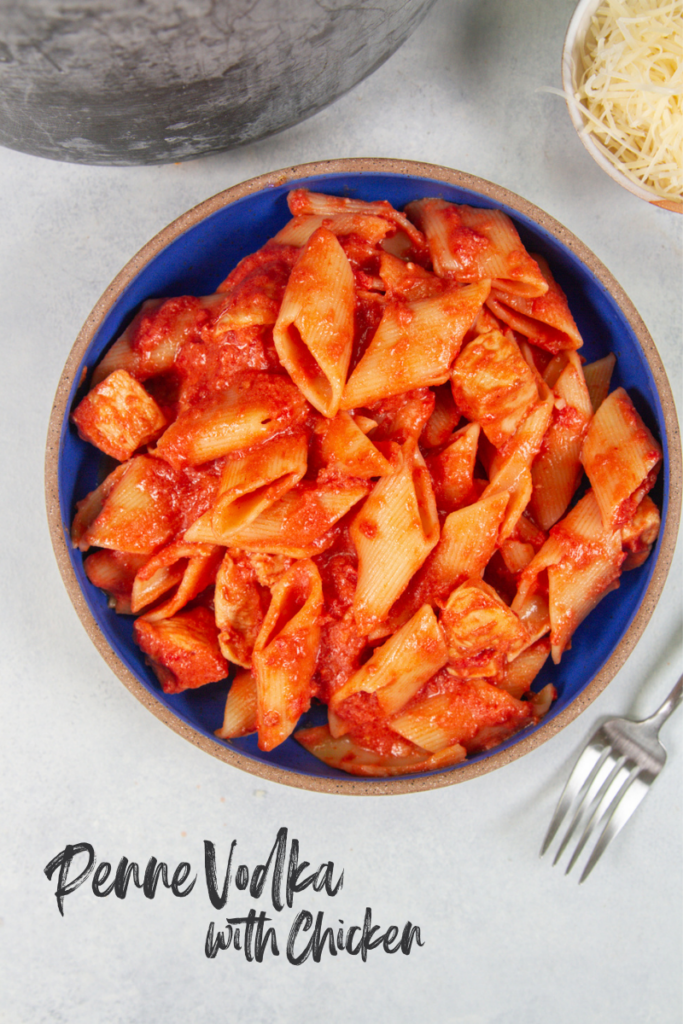 Penne Vodka with Chicken Sweetphi