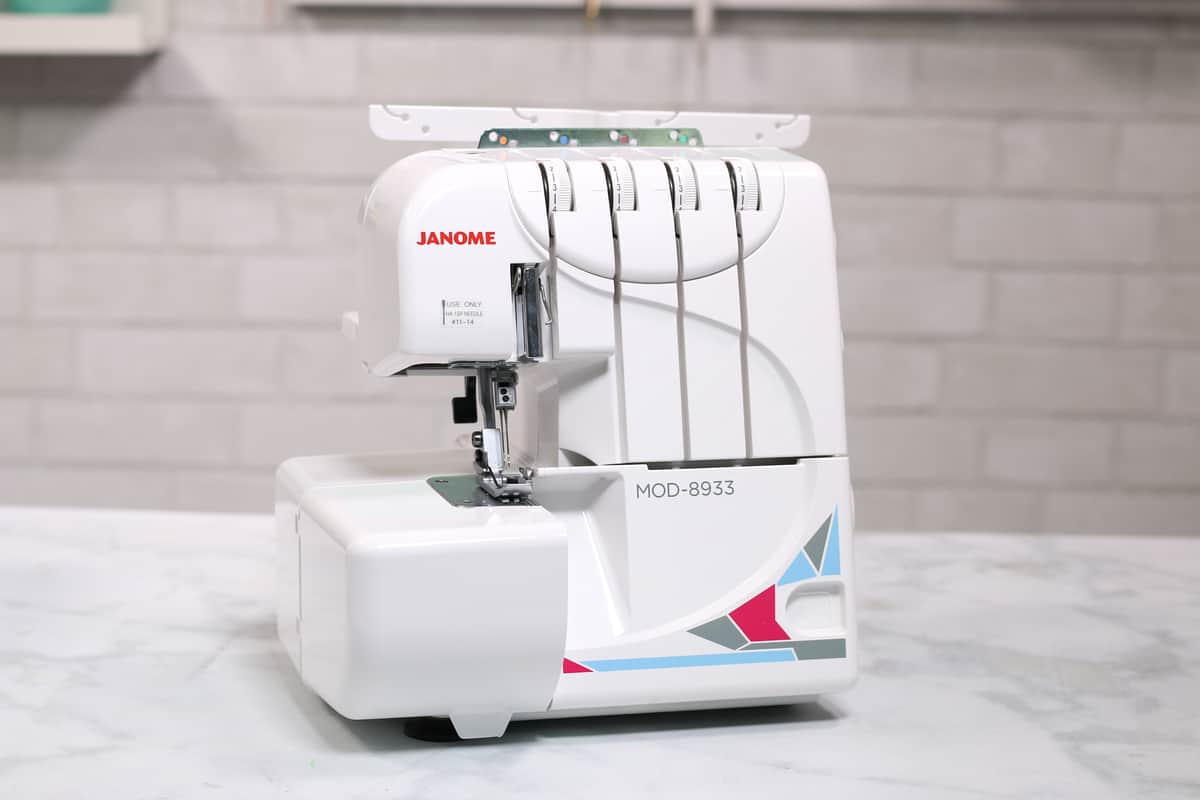 Serger VS Sewing Machine | US sewing | Sweet Red Poppy
