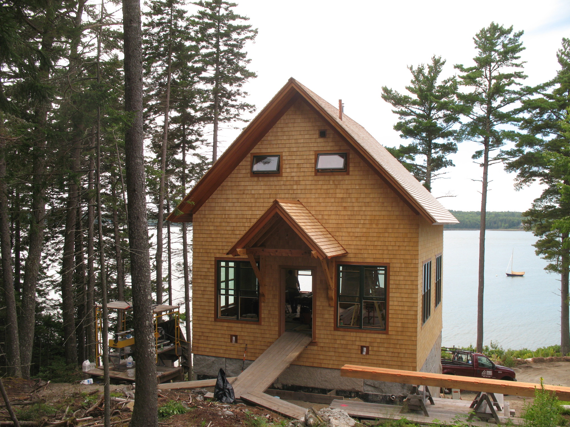 Sweet Timber Frames Traditional, HandJoined FoundationtoFinish