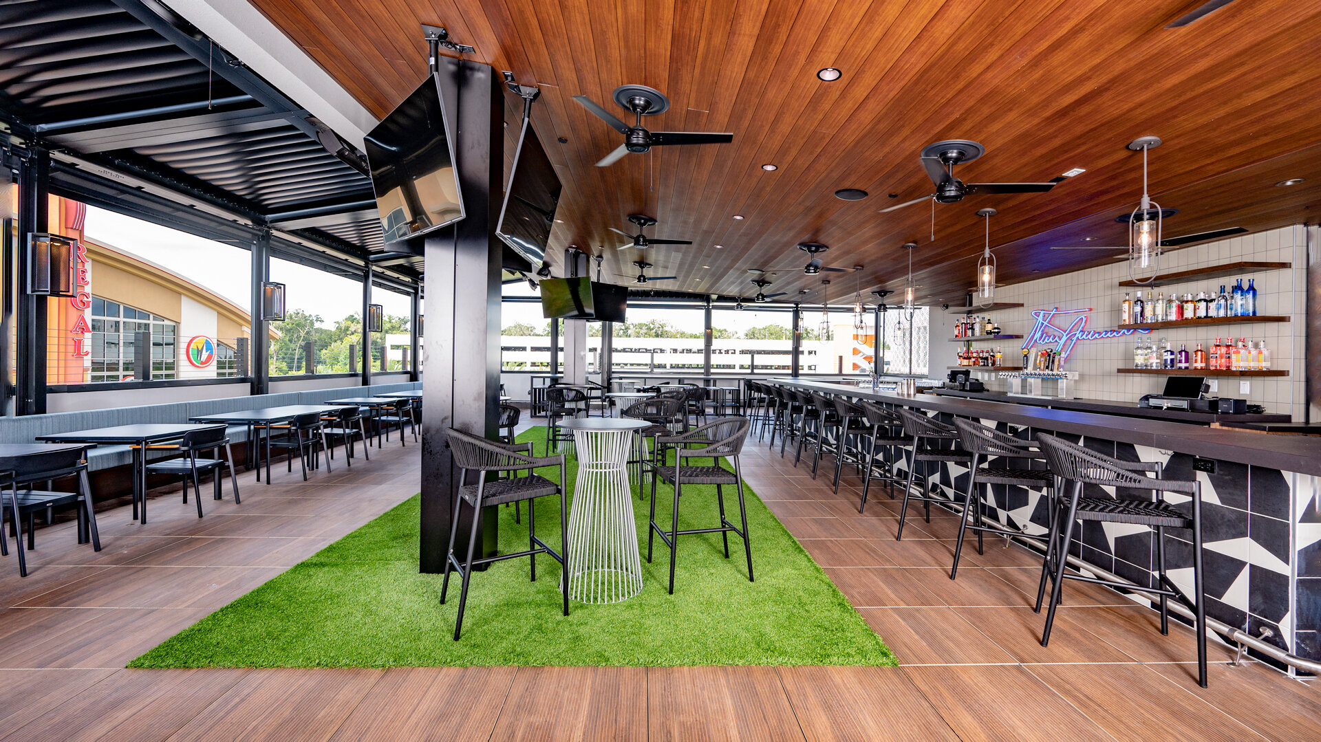 6 Best Places for UF Students to Experience Game Days