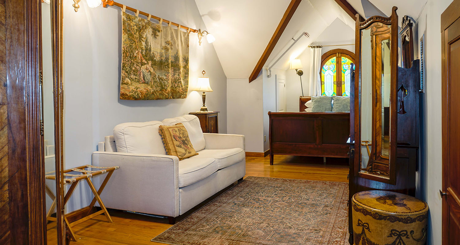 Luisa Room Sweetwater Inn