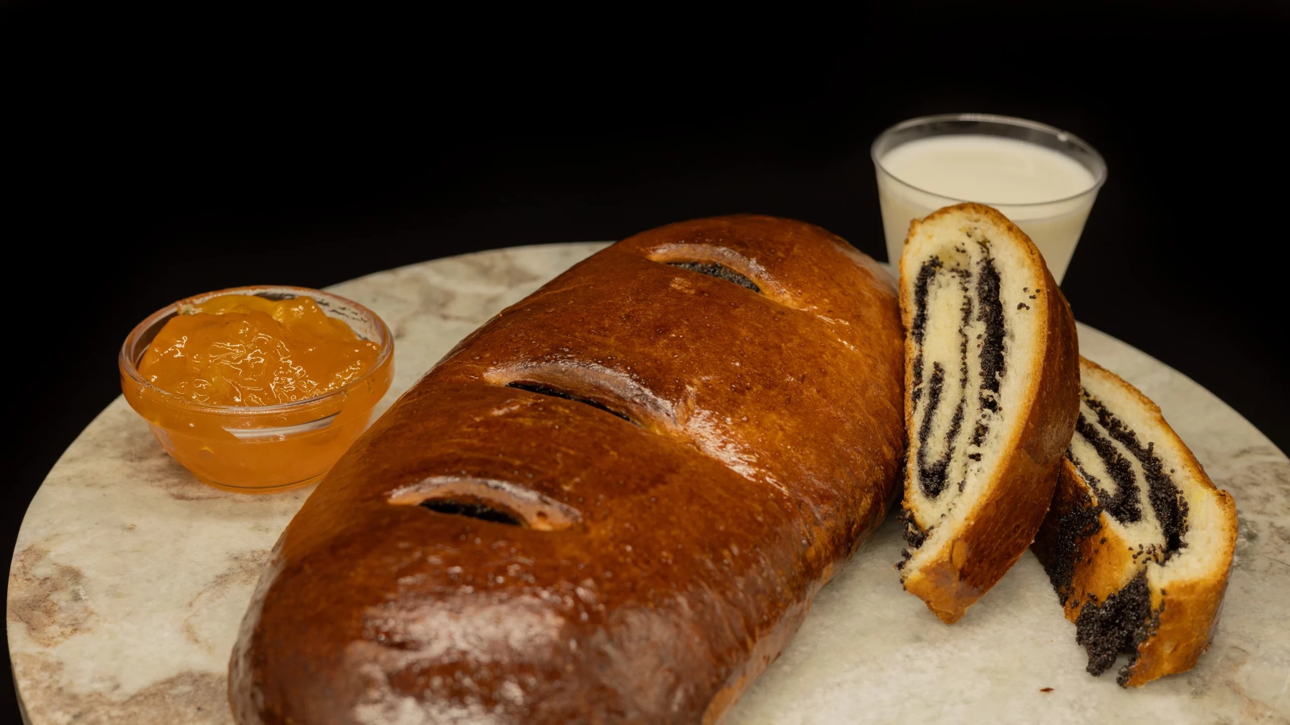 Poppy Seed Roll Sweet World