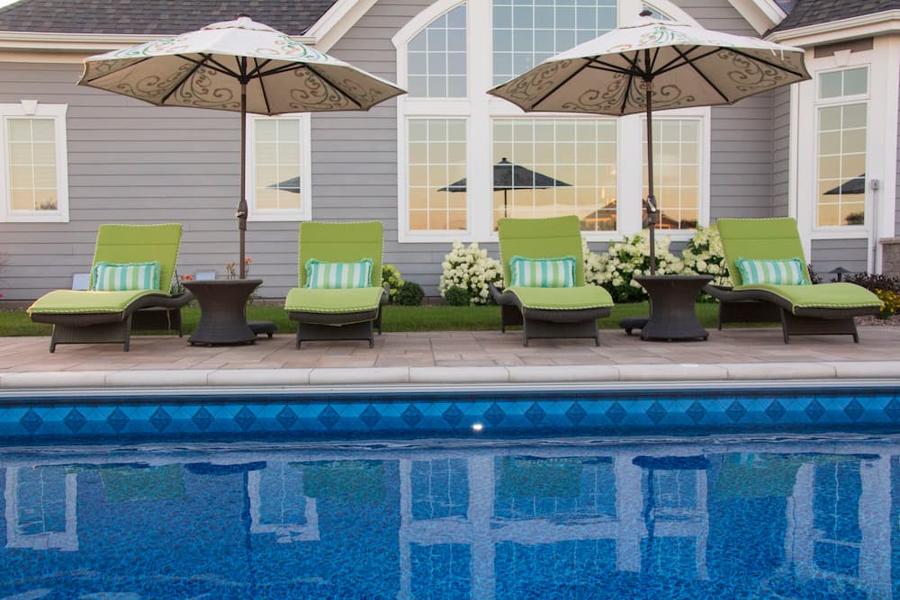 Pewaukee Paradise Swimming Pool Services