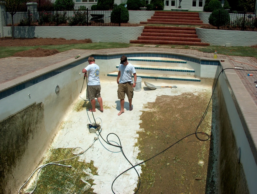 Pool Cleaning Services Swimming Pool ServicesSwimming Pool Services