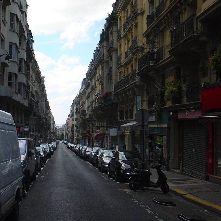 74 rue Lamarck SWINGBY 想いをカタチに、価値ある創造をー