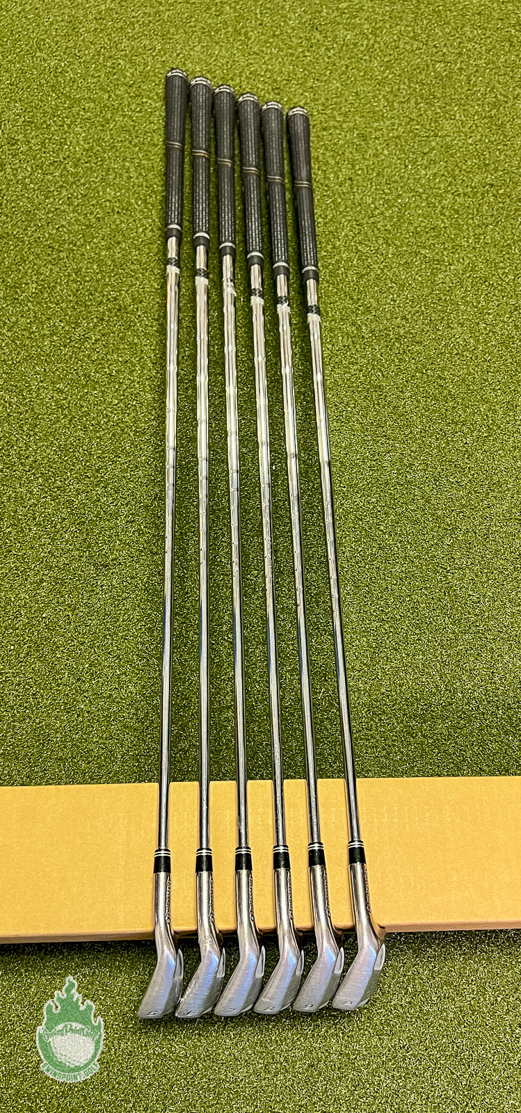 Used RH TaylorMade Burner Plus Irons 5PW 85g Uniflex Steel Golf Club