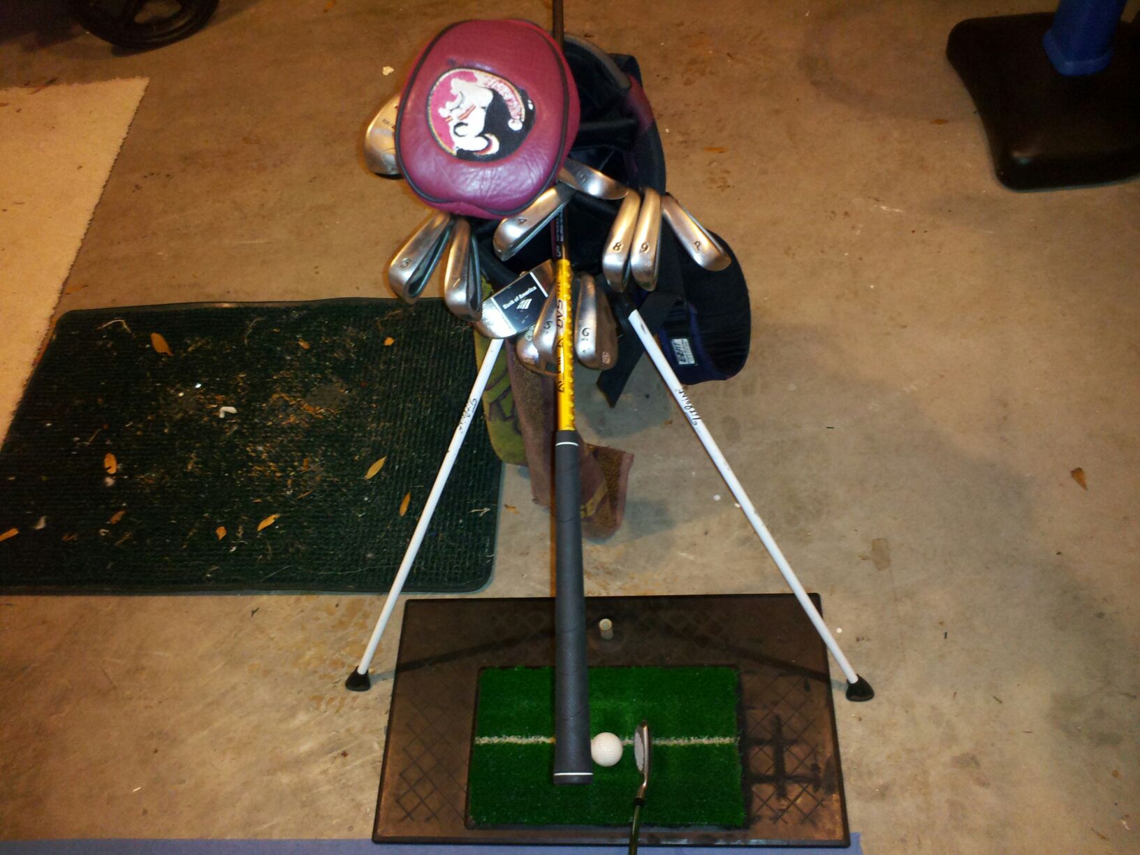 Keeping the head behind the ball Instruction & Academy GolfWRX