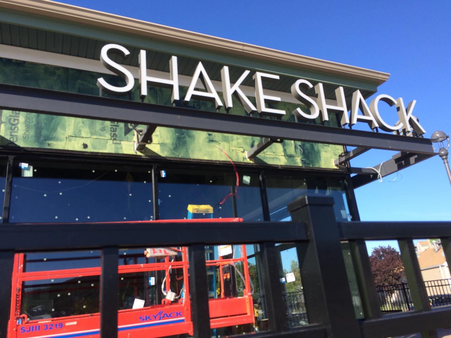 Shake Shack Cookbook Brings Deliciousness To Your Home