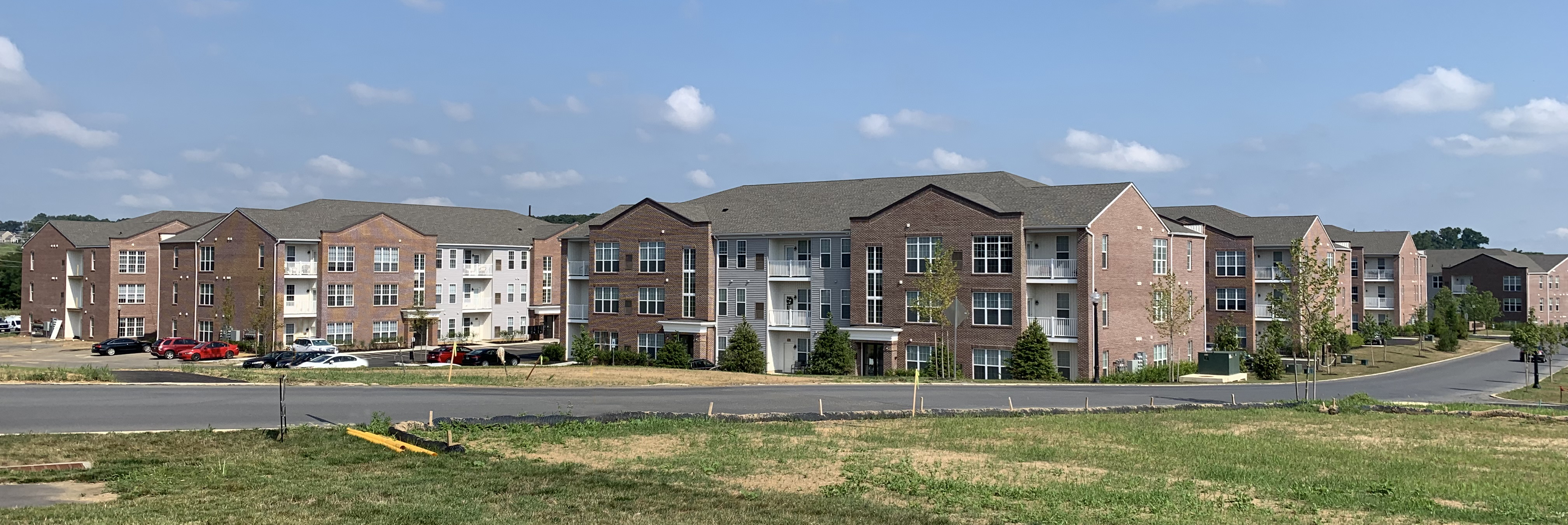 Hambro® Projects Swirnow Structures