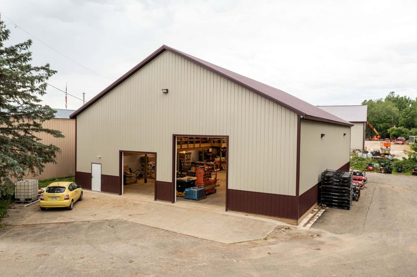 Holmes Rental Swiss Construction