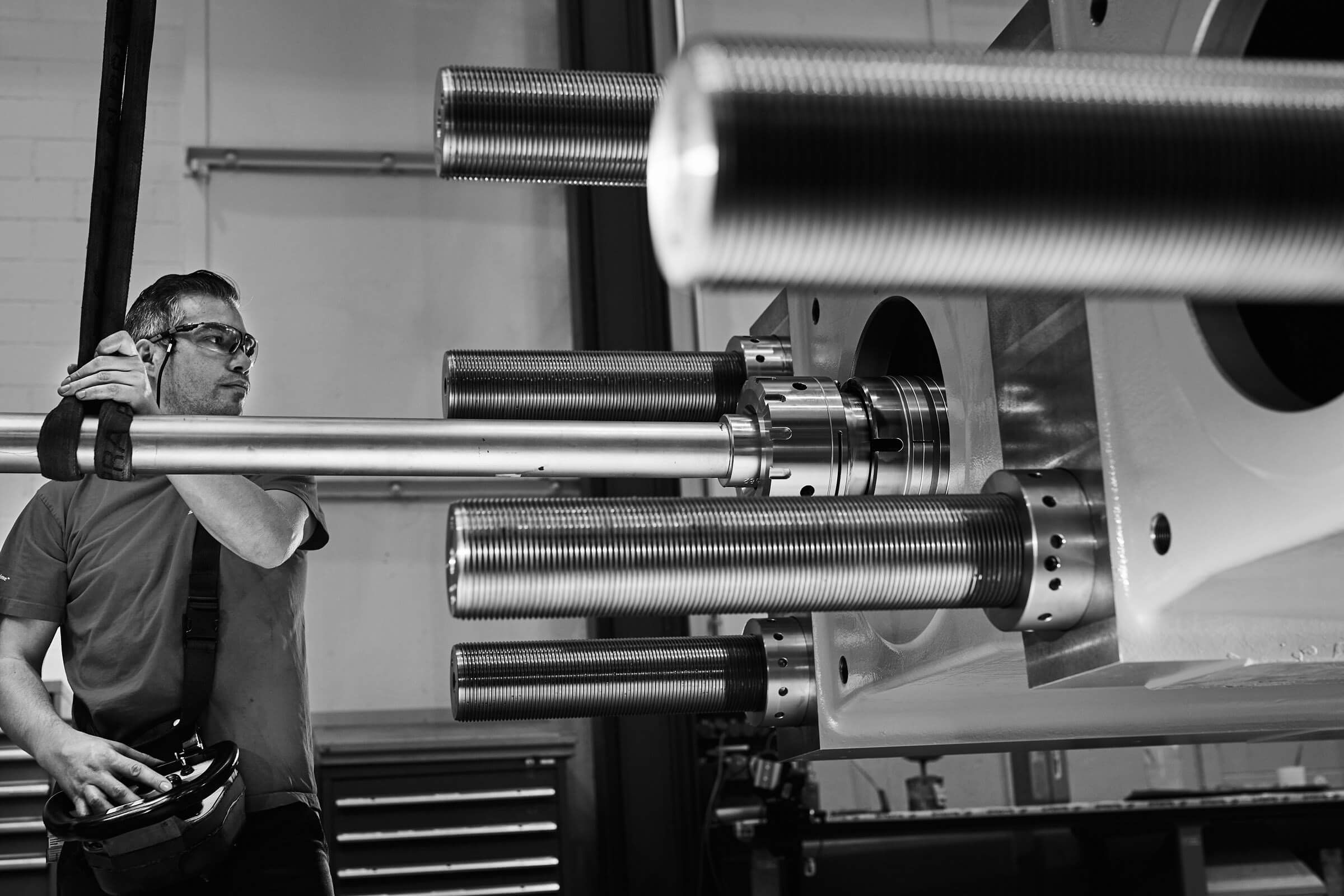 WORK SWISS TECH IMAGE