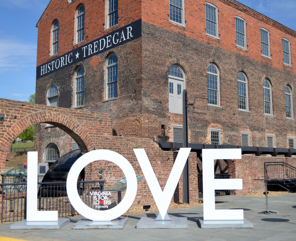 Venue Tour Historic Tredegar Swoon Soiree