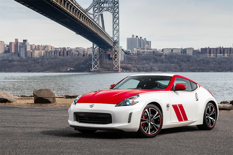 Nissan 370Z Gives It's 50th Anniversary Edition A Retro Paint Job