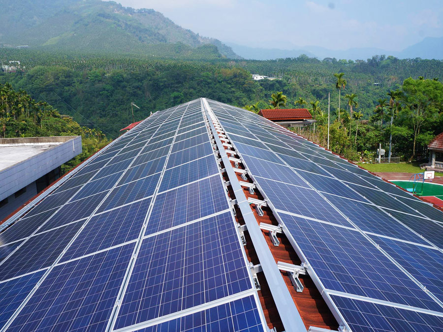  盛陽光電有限公司 太陽能系統架設 台中綠能設置 中部太陽能公司 太陽能發電 綠色能源