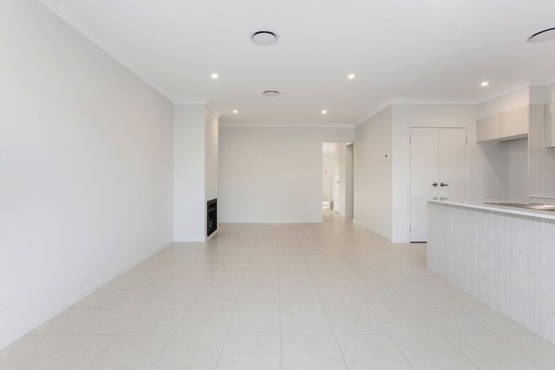 Brand New House in the heart of Schofield with rental return