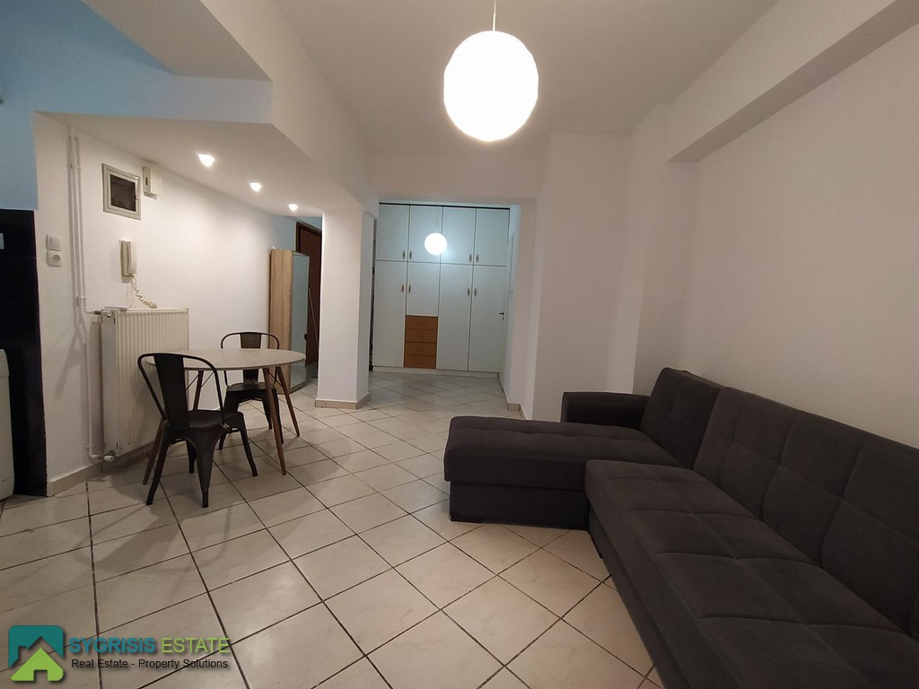 Studio Apartment Athens, Kypseli • Γκαρσονιέρα Αθήνα, Κυψέλη Sygrisis