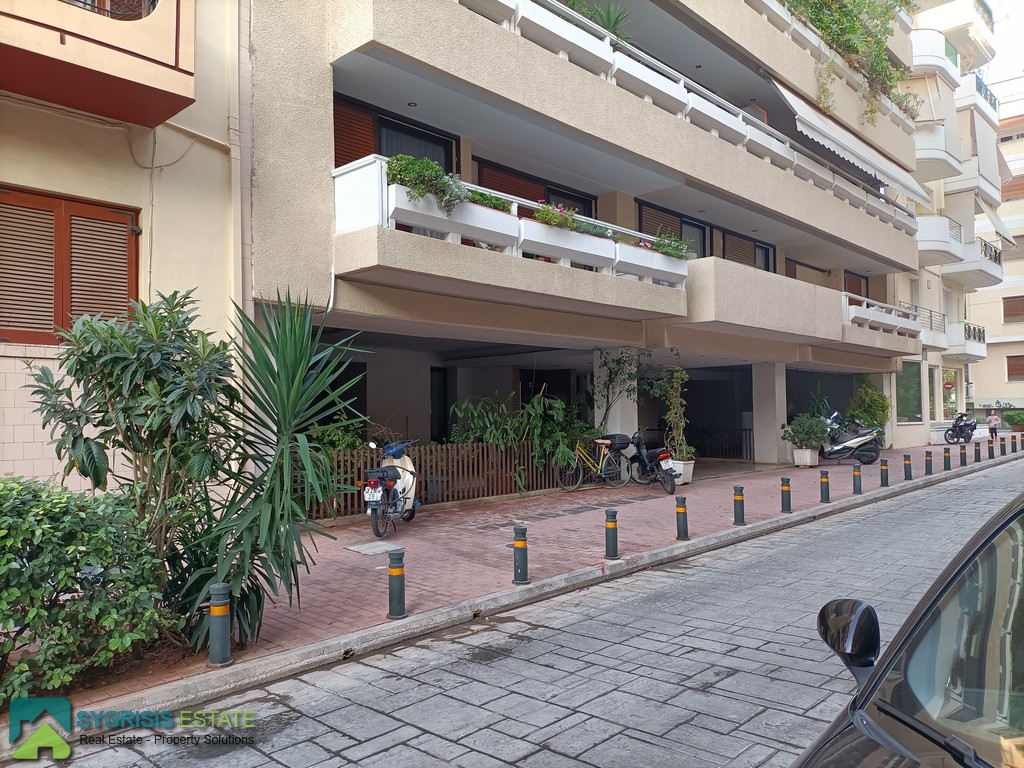 Apartment Athens, Ilisia • Διαμέρισμα Αθήνα, Ιλίσια Sygrisis